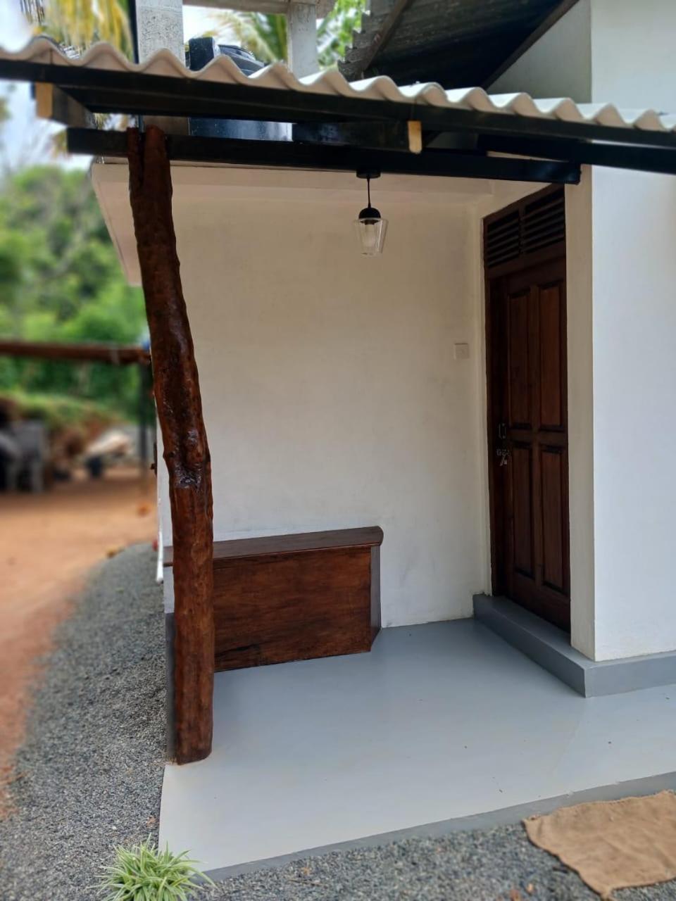 Ima House Acomodação com café da manhã Dikwella Exterior foto